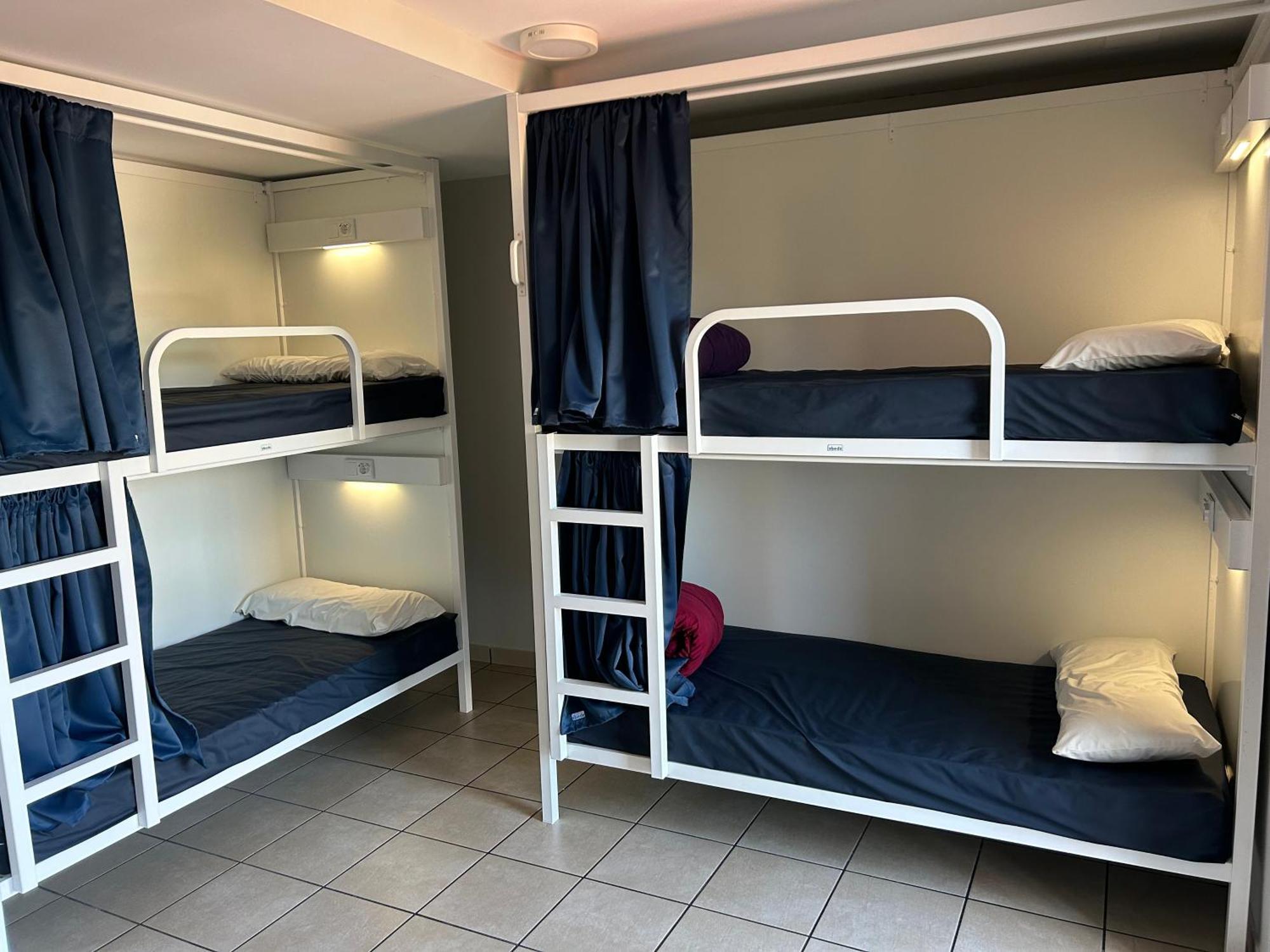 San Anton Hostal *